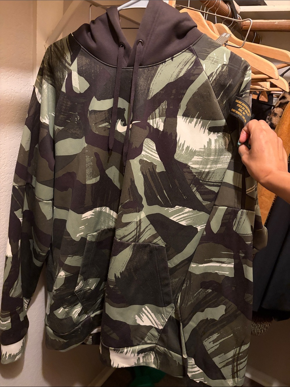 Nike Men's Green & Black Camo Performance Hoodie Jacket